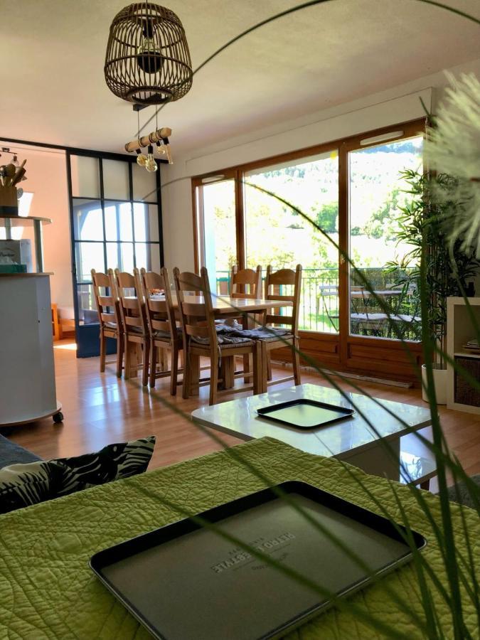 The Green Fee Close To The Golf Course And 5 Minutes From The Lake Giez Buitenkant foto
