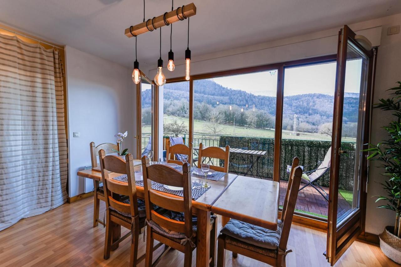 The Green Fee Close To The Golf Course And 5 Minutes From The Lake Giez Buitenkant foto