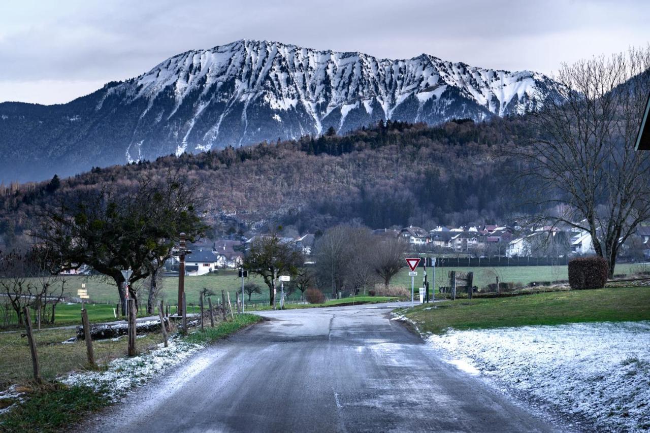 The Green Fee Close To The Golf Course And 5 Minutes From The Lake Giez Buitenkant foto